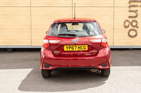 Toyota Yaris VVT-I ICON TECH 6