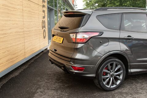 Ford Kuga ST-LINE EDITION TDCI 8