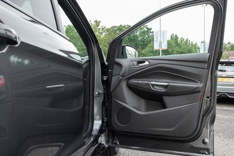 Ford Kuga ST-LINE EDITION TDCI 14