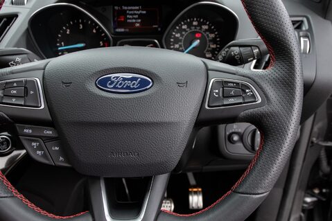 Ford Kuga ST-LINE EDITION TDCI 20