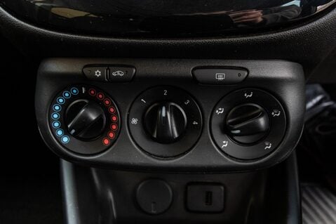 Vauxhall Corsa SRI VX-LINE NAV BLACK 31