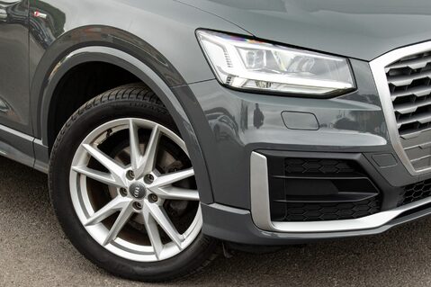 Audi Q2 TFSI S LINE 11