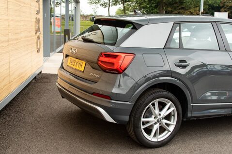Audi Q2 TFSI S LINE 8