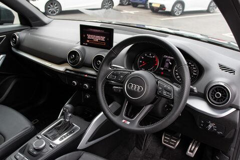 Audi Q2 TFSI S LINE 4