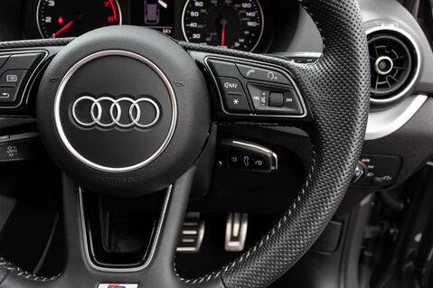Audi Q2 TFSI S LINE 20