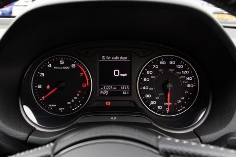 Audi Q2 TFSI S LINE 15