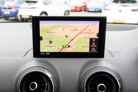 Audi Q2 TFSI S LINE 27