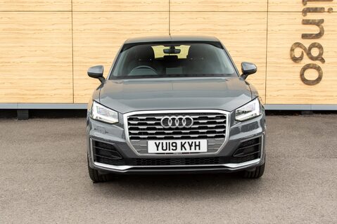 Audi Q2 TFSI S LINE 5