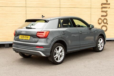 Audi Q2 TFSI S LINE 2