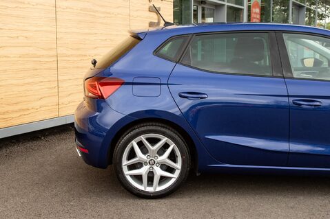 SEAT Ibiza TSI FR 7