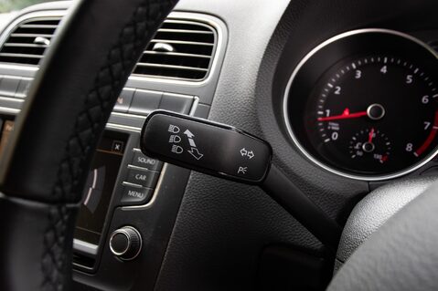 Volkswagen Polo MATCH TSI 17