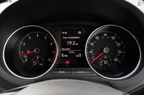 Volkswagen Polo MATCH TSI 15