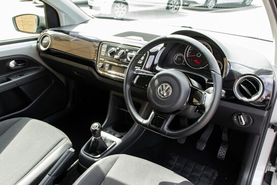 Volkswagen Up HIGH UP