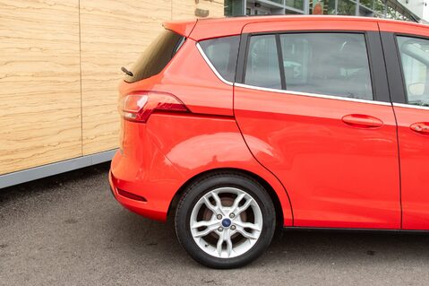 Ford B-Max TITANIUM X 7