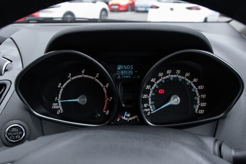 Ford B-Max TITANIUM X 15