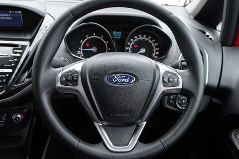 Ford B-Max TITANIUM X 21
