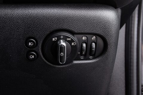 Mini Hatch COOPER S EXCLUSIVE 17