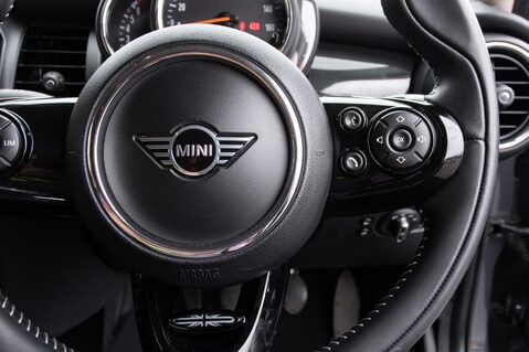 Mini Hatch COOPER S EXCLUSIVE 21