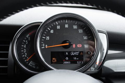 Mini Hatch COOPER S EXCLUSIVE 16
