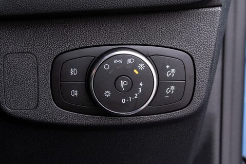 Ford Focus ST-LINE X MHEV 16