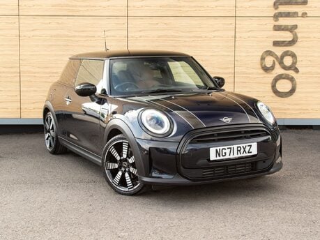 Mini Hatch COOPER EXCLUSIVE
