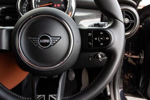 Mini Hatch COOPER EXCLUSIVE 21