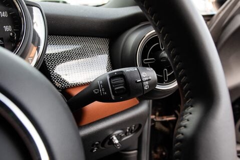 Mini Hatch COOPER EXCLUSIVE 19