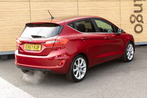 Ford Fiesta TITANIUM 2