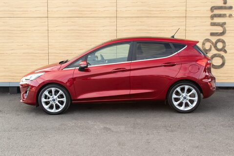 Ford Fiesta TITANIUM 13