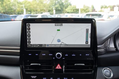 Hyundai IONIQ PREMIUM 24