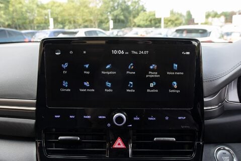 Hyundai IONIQ PREMIUM 29