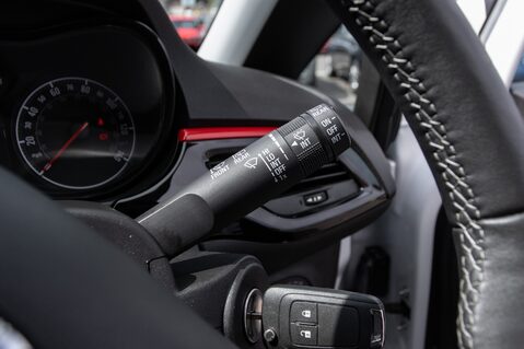 Vauxhall Corsa GRIFFIN 18