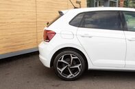 Volkswagen Polo R-LINE TSI 7