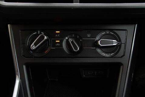Volkswagen Polo R-LINE TSI 32