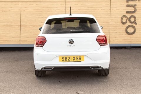 Volkswagen Polo R-LINE TSI 6