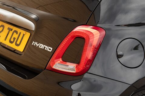 Fiat 500 SPORT MHEV 9