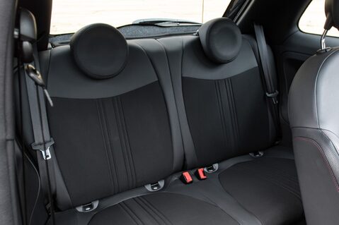 Fiat 500 SPORT MHEV 35