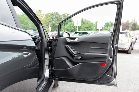 Ford Fiesta Fiesta 1.0 EcoBoost Hybrid mHEV 125 ST-L 14
