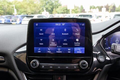 Ford Fiesta Fiesta 1.0 EcoBoost Hybrid mHEV 125 ST-L 27
