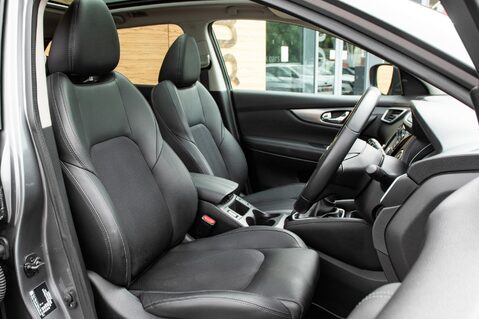 Nissan Qashqai TEKNA DIG-T XTRONIC 33