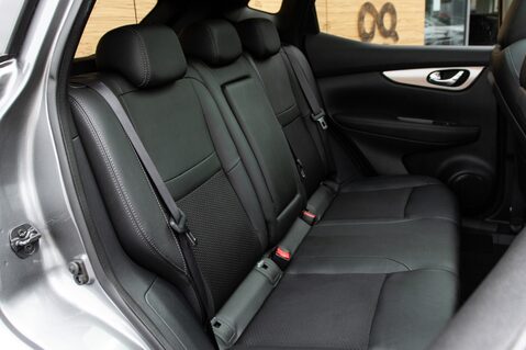 Nissan Qashqai TEKNA DIG-T XTRONIC 38