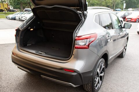 Nissan Qashqai TEKNA DIG-T XTRONIC 39
