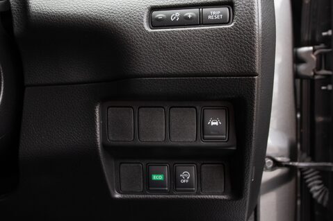 Nissan Qashqai TEKNA DIG-T XTRONIC 17