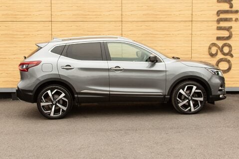 Nissan Qashqai TEKNA DIG-T XTRONIC 12