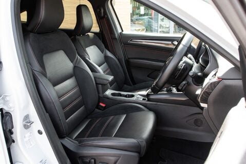 Renault Arkana RS LINE TCE EDC MHEV 30