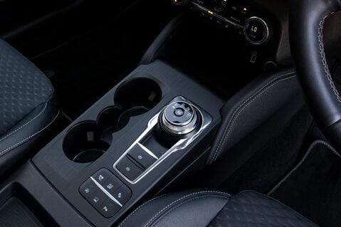 Ford Focus TITANIUM X ECOBLUE 31