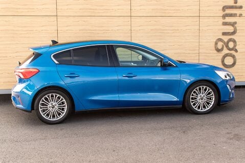 Ford Focus TITANIUM X ECOBLUE 12