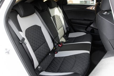 Kia Pro Ceed GT-LINE ISG 36