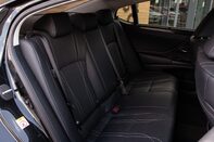 Lexus Es 300H 35