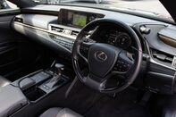 Lexus Es 300H 4